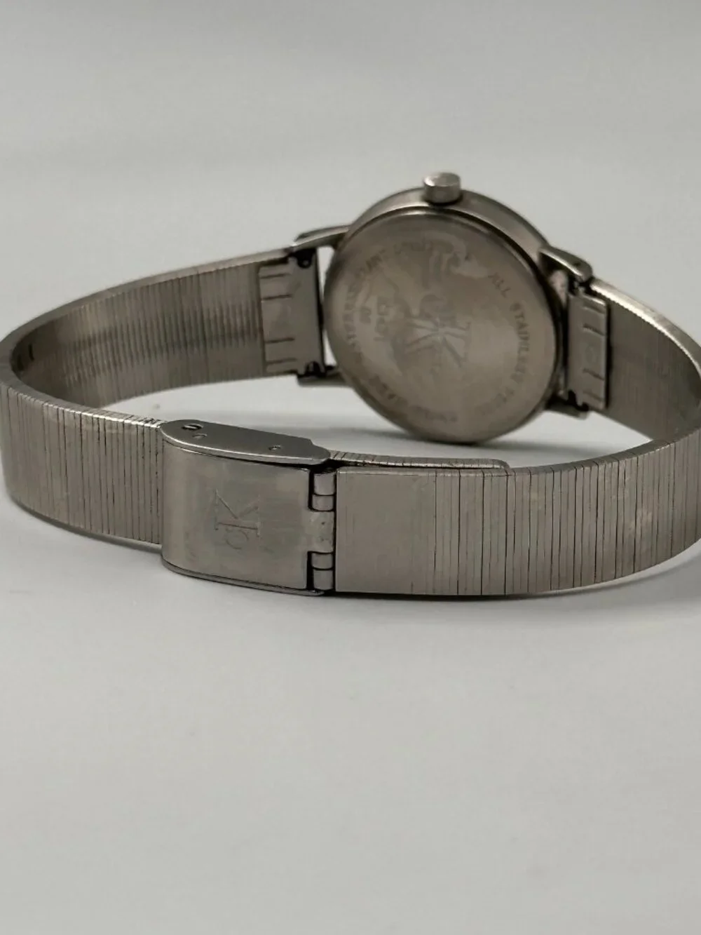 Calvin Klein Watch Women Silver Tone Round Dial 23MM New Battery 8